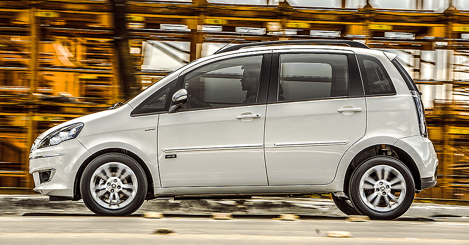 Fiat Idea 1.6 Essence Sublime - Divulgação