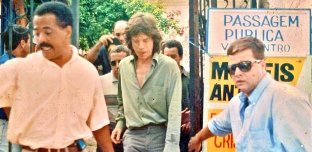 Mick Jagger, em visita a Embu das Artes, durante a primeira turnê dos Rolling Stones, em 29 de janeiro de 1995 - Sergio Fernandes/Guia Brasil Cultural 1995