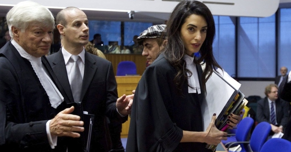 28.jan.2015-  A advogada Amal Alamuddin Clooney, esposa de George Clooney, chega para a audiência do caso Perinçek contra Suíça, no Tribunal Europeu dos Direitos  Humanos (TEDH), em Estrasburgo, França