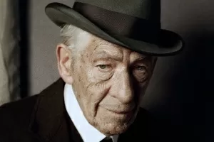O ator Ian McKellen volta a trabalhar sobre a obra de William Shakespeare - Divulgação