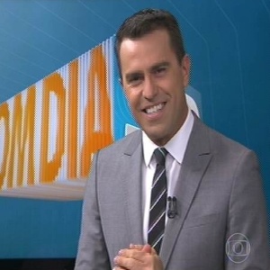 Rodrigo Bocardi tem crise de riso após vídeo no "Bom Dia São Paulo"