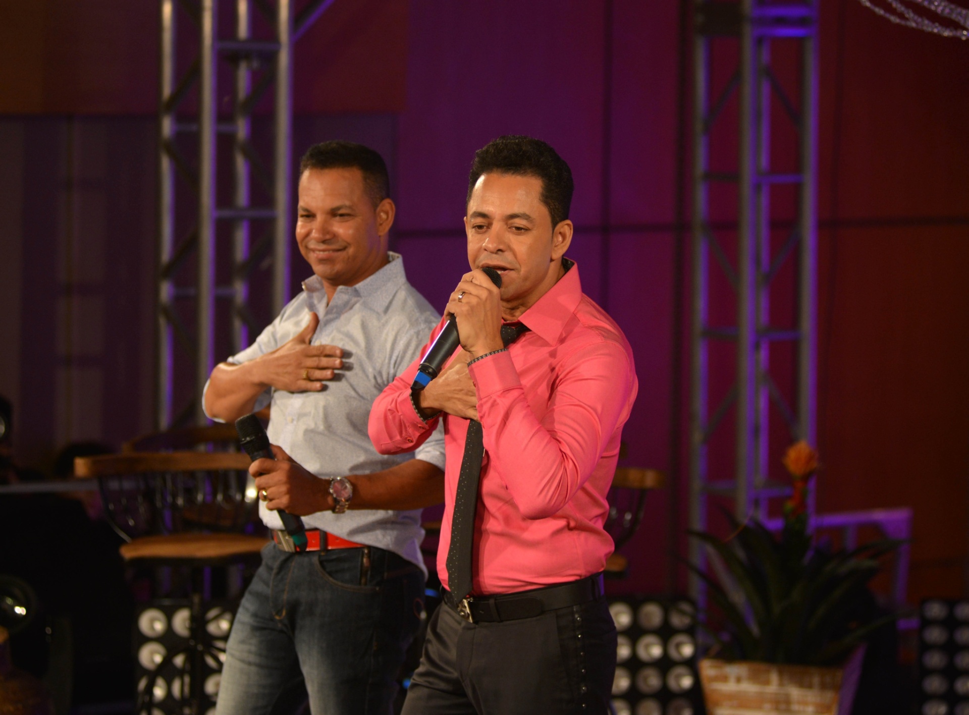 3.fev.2015 - Com 20 anos de carreira, a dupla Daniel e Samuel é chamado de "Zezé di Camargo e Luciano do Gospel". Os cantores de Anapólis (GO) já venderam cerca de 5 milhões de cópias - André Durão/UOL