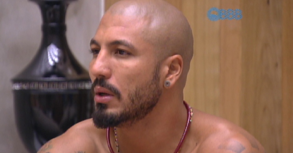 5.fev.2015 - Fernando critica Angélica