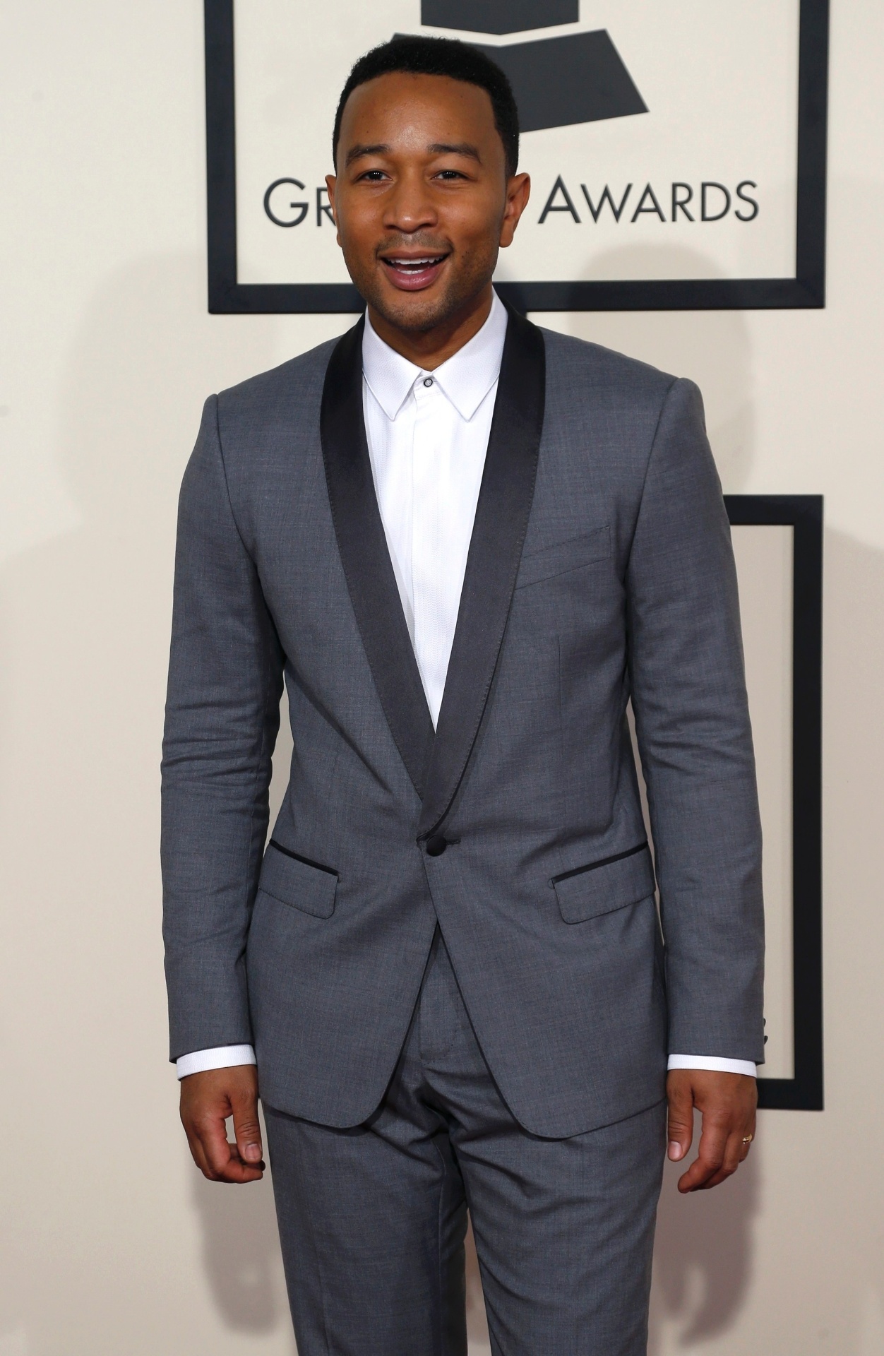 8.fev.2015 - O cantor John Legend no tapete vermelho do 57º Grammy - Mario Anzuoni/Reuters