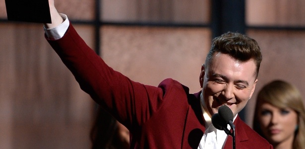 08.fev.2015 - O cantor Sam Smith ganha o prêmio Grammy de Melhor novo artista - Kevork Djansezian/Getty Images/AFP