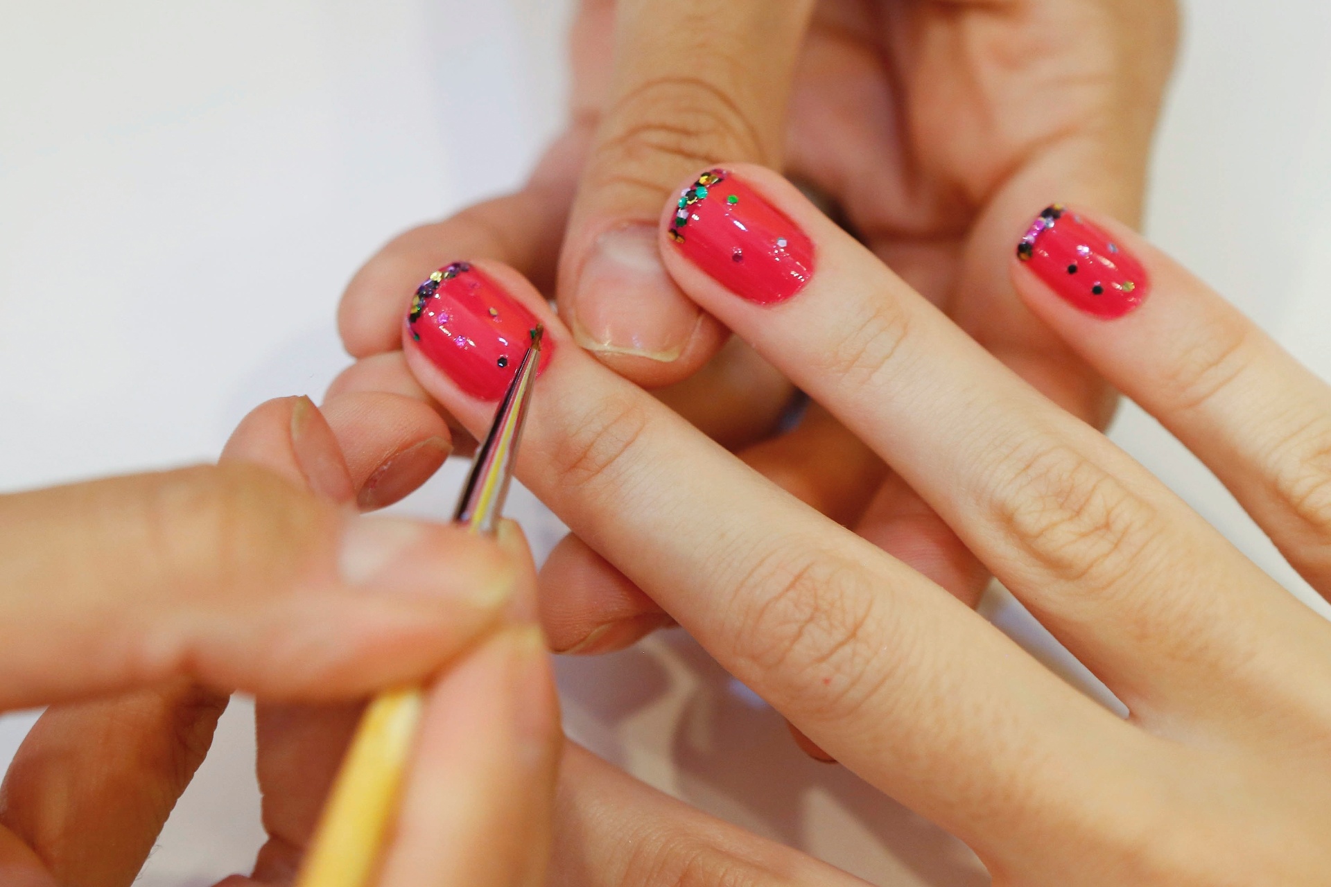 Passo a passo unhas - Carnaval 2015 - 6 - Junior Lago/UOL