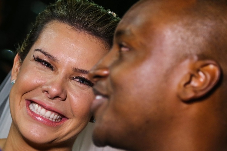 Fernanda Souza diz que quase desmaiou em seu casamento com Thiaguinho