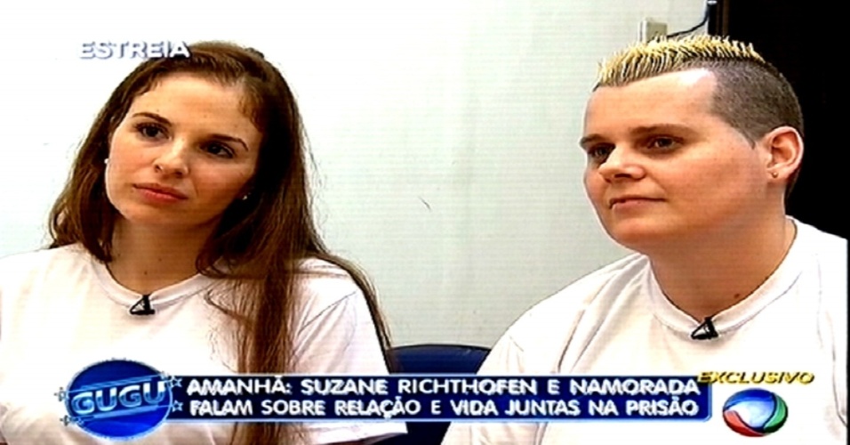 25.fev.2015 - Gugu Liberato entrevista, pela primeira vez, Sandra Gomes, também conhecida como "Sandrão", na estreia de seu novo programa, "Gugu", na volta à tela da Record. O apresentador foi até Tremembé, interior de São Paulo, e conversou também com Suzane von Richthofen dentro da penitenciária