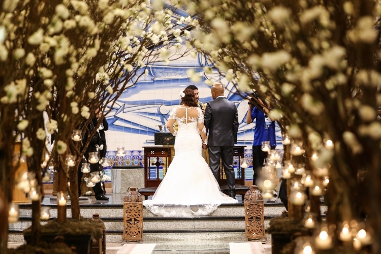 3.mar.2015 -  Rick e Geralda se casam na Basílica de Nossa Senhora Aparecida. Os dois estão juntos há 30 anos