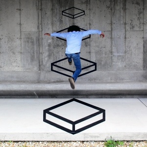 "Platform", instalação do artista de rua Aakash Nihalani no Parish Art Museum, em Nova York - Reprodução/eyescreamsunday.com