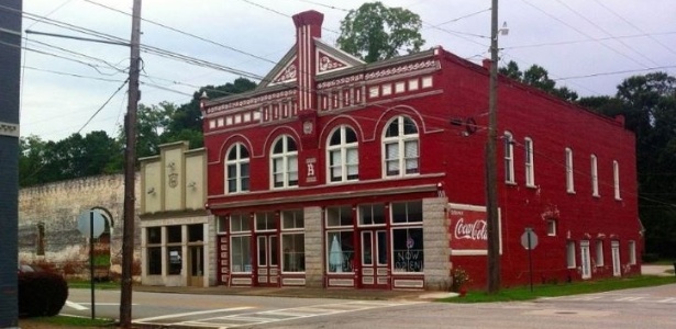 A cidade de Grantville, na Geórgia, aparece na 3ª temporada da série dos zumbis - Reprodução/eBay