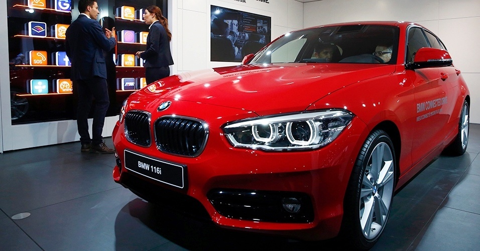 BMW Série 1 no Salão de Genebra 2015 - Arnd Wiegmann/Reuters