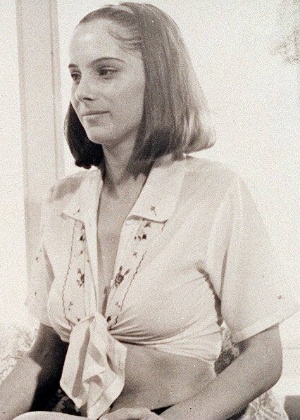 Nicole Puzzi, no filme "Volúpia ao Prazer", de 1981 - Reprodução - Reprodução