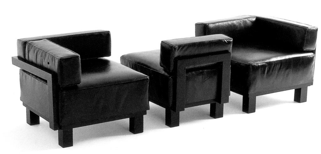 Conversadeira em madeira pintada com estofamento em couro, desenhada pelo artista plástico Lasar Segall entre as décadas de 1930 e 40 (imagem sem data) - Divulgação