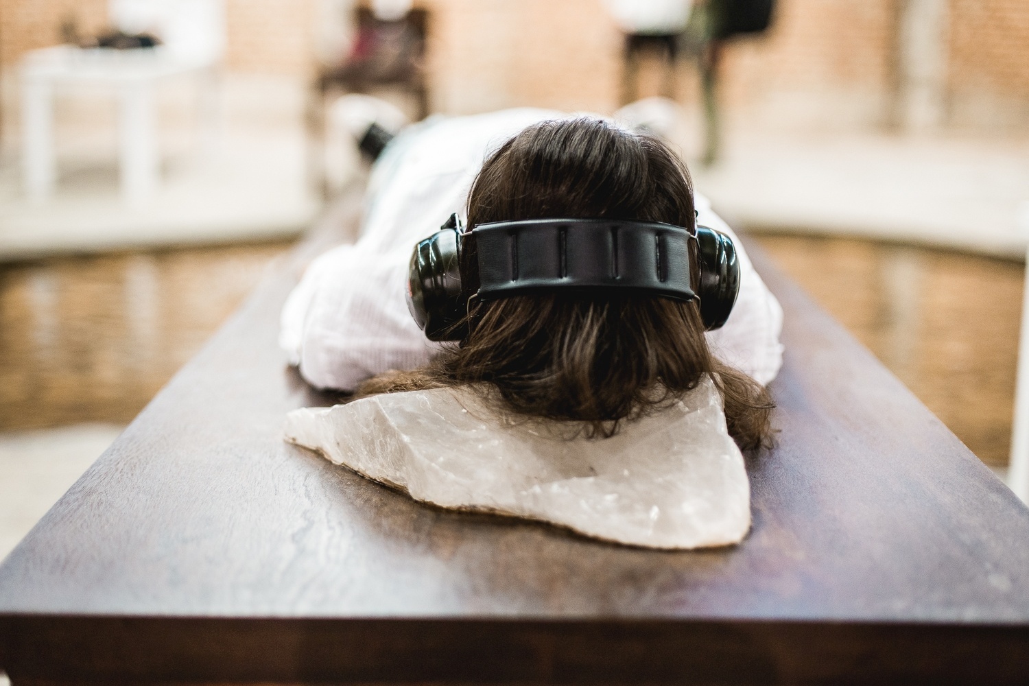09.mar.2015 - Jornalistas participam de aula com Marina Abramovic no Sesc Pompeia, em São Paulo - Divulgação