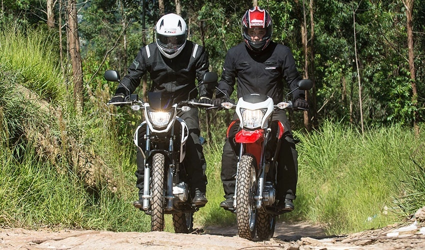 Honda NXR 160 Bros vs. Yamaha XTZ 150 Crosser - Doni Castilho/Infomoto