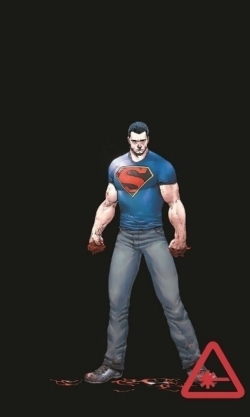 As HQs serão lançadas em junho e trazem o Superman com uma mudança radical: ele agora anda de camiseta azul simples e calça jeans, completamente o oposto da ostensiva roupa desenhada por Rags Morales em 2012 - Reprodução/HiFix/Comic Books Resources