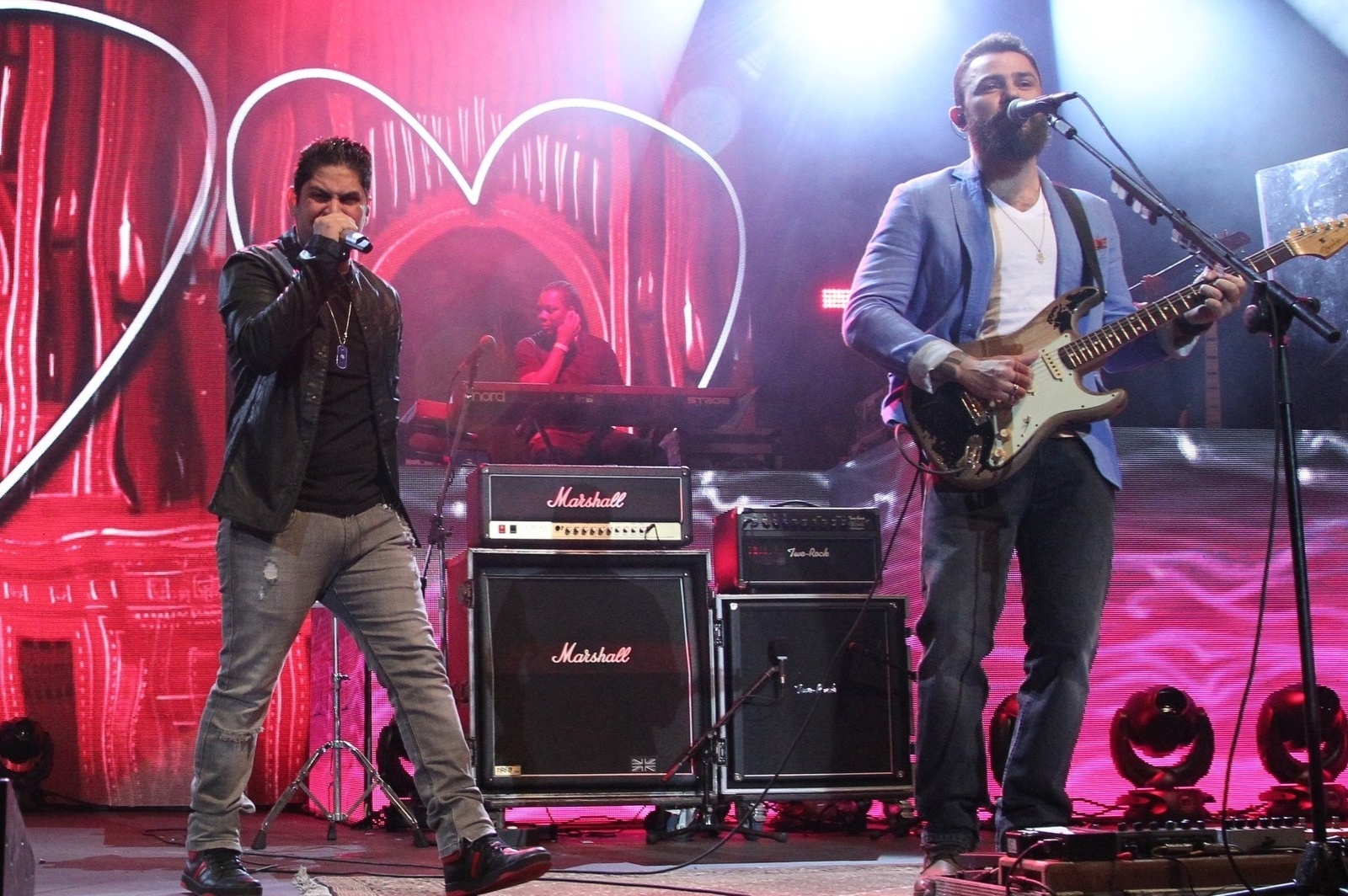 12.mar.2015 - A dupla Jorge & Mateus lança seu álbum "Os Anjos Cantam", no Citibank Hall, na Barra da Tijuca, zona oeste do Rio de Janeiro, nesta quinta-feira - Marcello Sá Barretto/AgNews