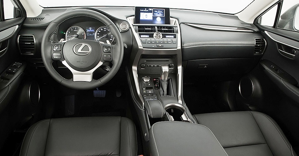 Lexus NX 200t - Divulgação