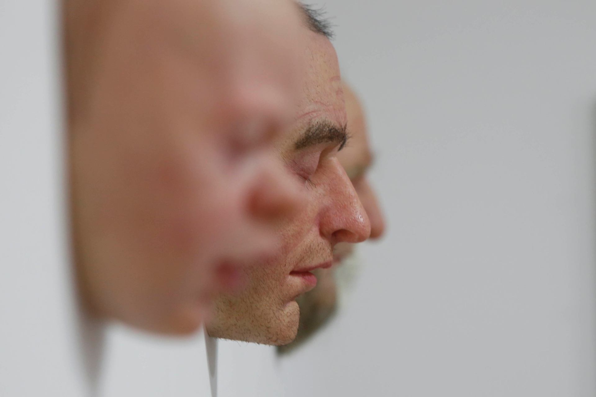 Esculturas de Giovanni Caramelo, jovem de 24 anos do ABC paulista comparado a Ron Mueck - Junior Lago/UOL