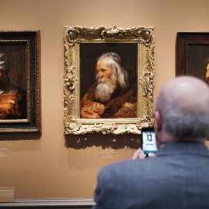 17.mar.2015 - Retratos dos "Três Reis Magos", do pintor flamenco Peter Paul Rubens, voltam a ser expostos juntos em Washington - Mandel Ngan/AFP
