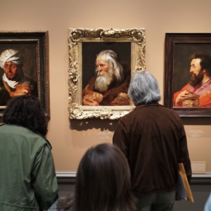 17.mar.2015 - Retratos dos "Três Reis Magos", do pintor flamenco Peter Paul Rubens, voltam a ser expostos juntos em Washington - Mandel Ngan/AFP