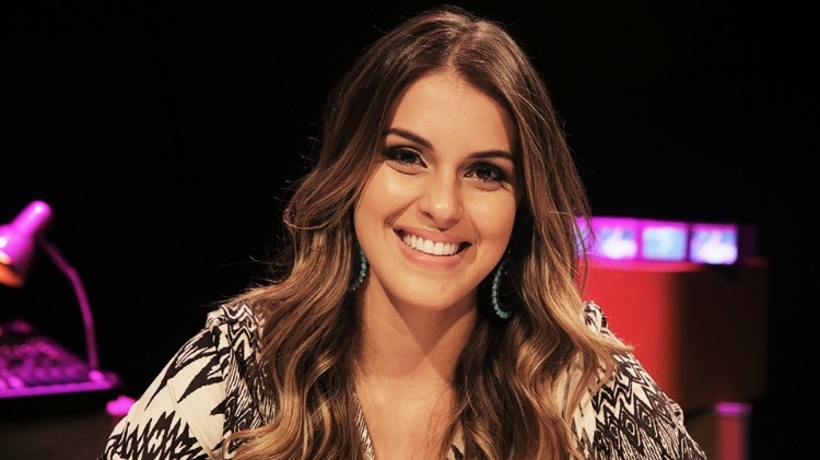 Angela, do BBB14, é a convidada do UOL Vê TV especial BBB - Ju Fumero / UOL - Ju Fumero / UOL