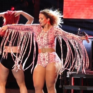 Dona do hit "Beijinho no ombro", Valesca Popozuda canta no festival LGBT no Anhembi - Rodrigo dos Anjos/AgNews