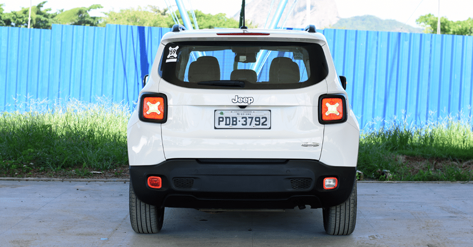 Jeep Renegade Longitude - Murilo Góes/UOL