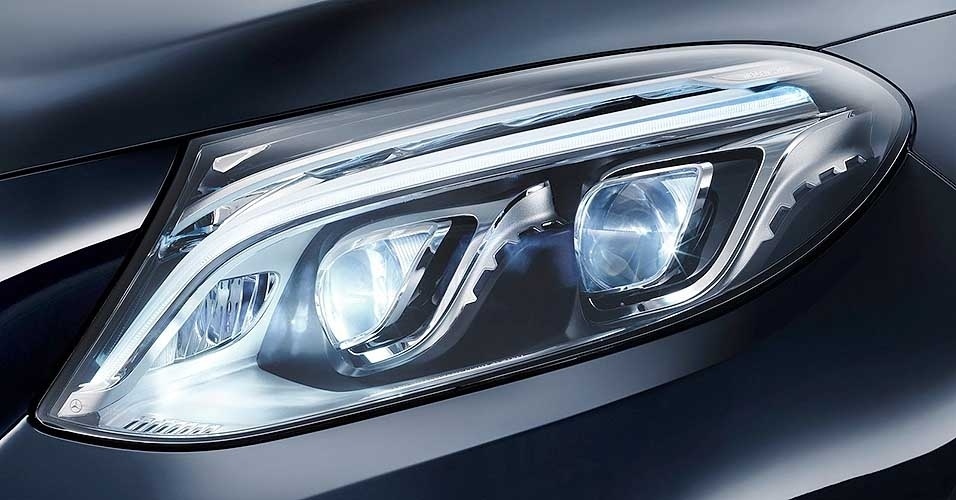 Mercedes-Benz GLE 250d - Divulgação