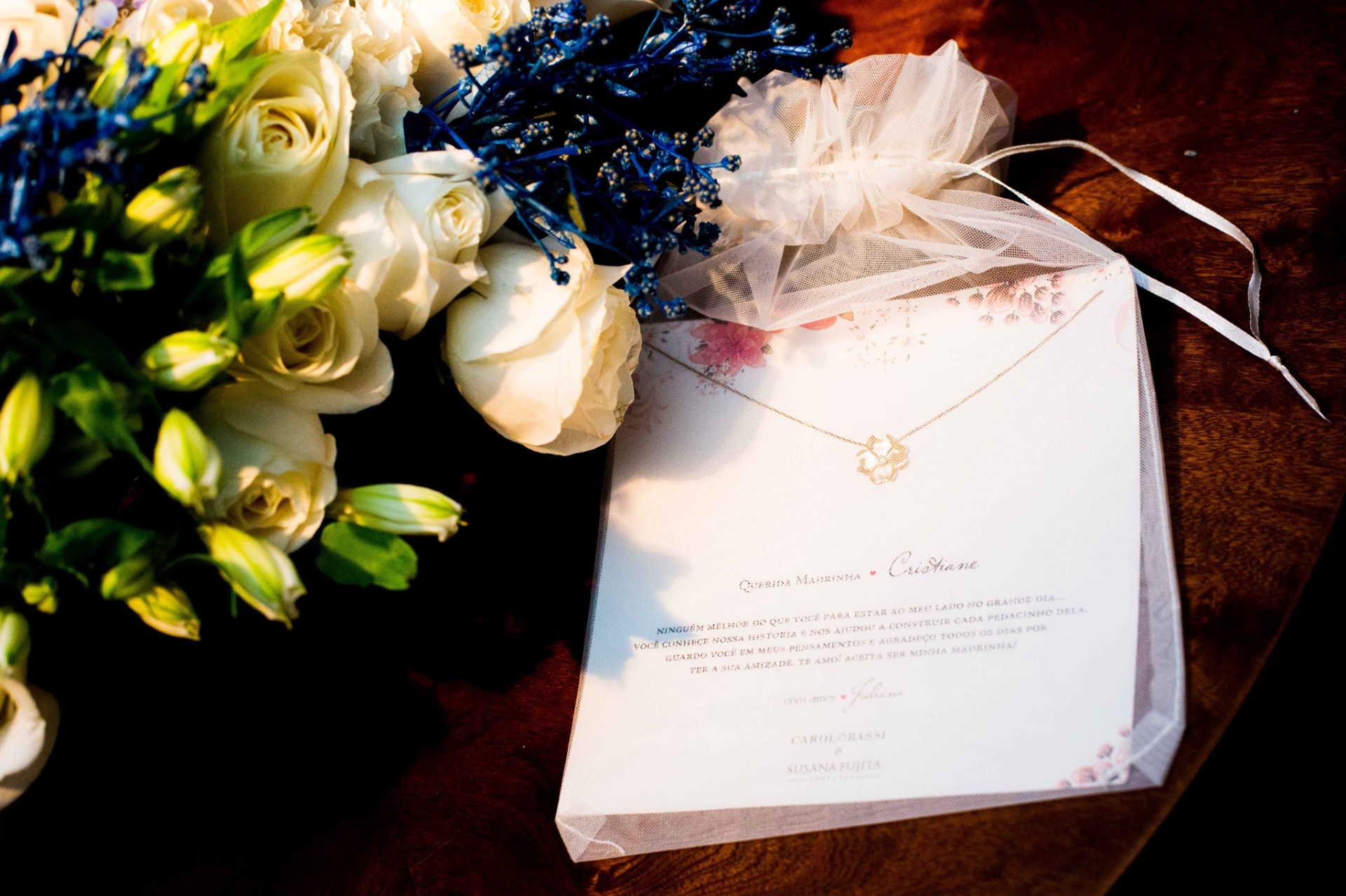 Casamoda Noivas 2015 - Lembrancinha com pingente - Carol Bassi 1 - Ricardo Matsukawa/UOL