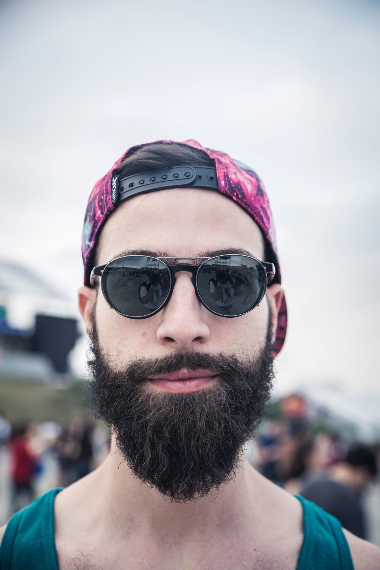 Barbas longas e volumosas puderam ser avistadas no meio da multidão que compareceu ao festival Lollapalooza Brasil 2015. - Rafael Roncato/UOL