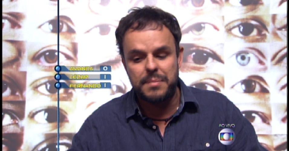 29.mar.2015 - Adrilles vota em Cézar no décimo paredão do "BBB15"