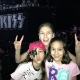 Meninas do The Warning vão a show do Kiss - Divulgação