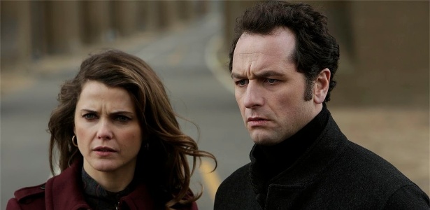 Kerri Russel e Matthew Rhys são Elizabeth e Phillip Jennings em "The Americans"