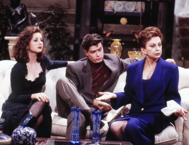 Daniella Camargo, Fábio Assunção e Beatriz Segall em cena de "Sonho Meu" (1993)
