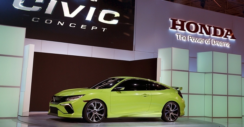 Honda Civic Concept no Salão de Nova York 2015 - Shannon Stapleton/Reuters