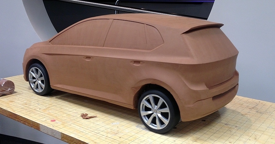 Protótipo de argila revela possíveis traços do Novo Gol - Carplace