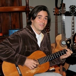 O guitarrista brasileiro Heitor Pereira - Divulgação