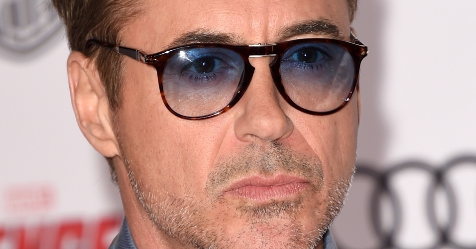 13.abr.2015 - Robert Downey Jr., que interpreta o Homem de Ferro, comparece a pré-estréia de "Vingadores: Era de Ultron"