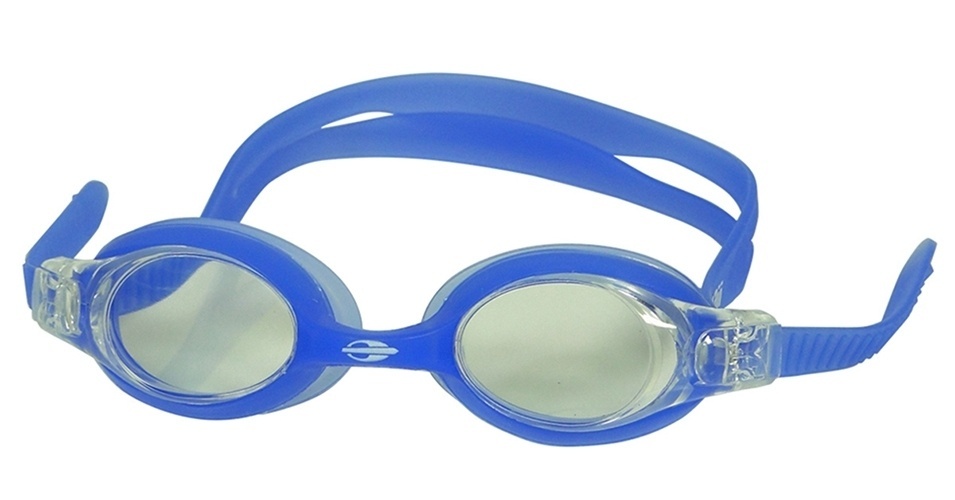 álbum com acessórios de natação | Óculos em silicone e policarbonato com sistema de ajuste rápido, da Mormaii (www.mormaii.com.br). R$ 39,90. Disponível para crianças em tamanho único. Preço e disponibilidade pesquisados em abril de 2015. Sujeitos a alterações - Divulgação