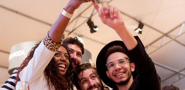 Legenda para foto de Dia do Amigo: veja 71 frases para celebrar nas redes