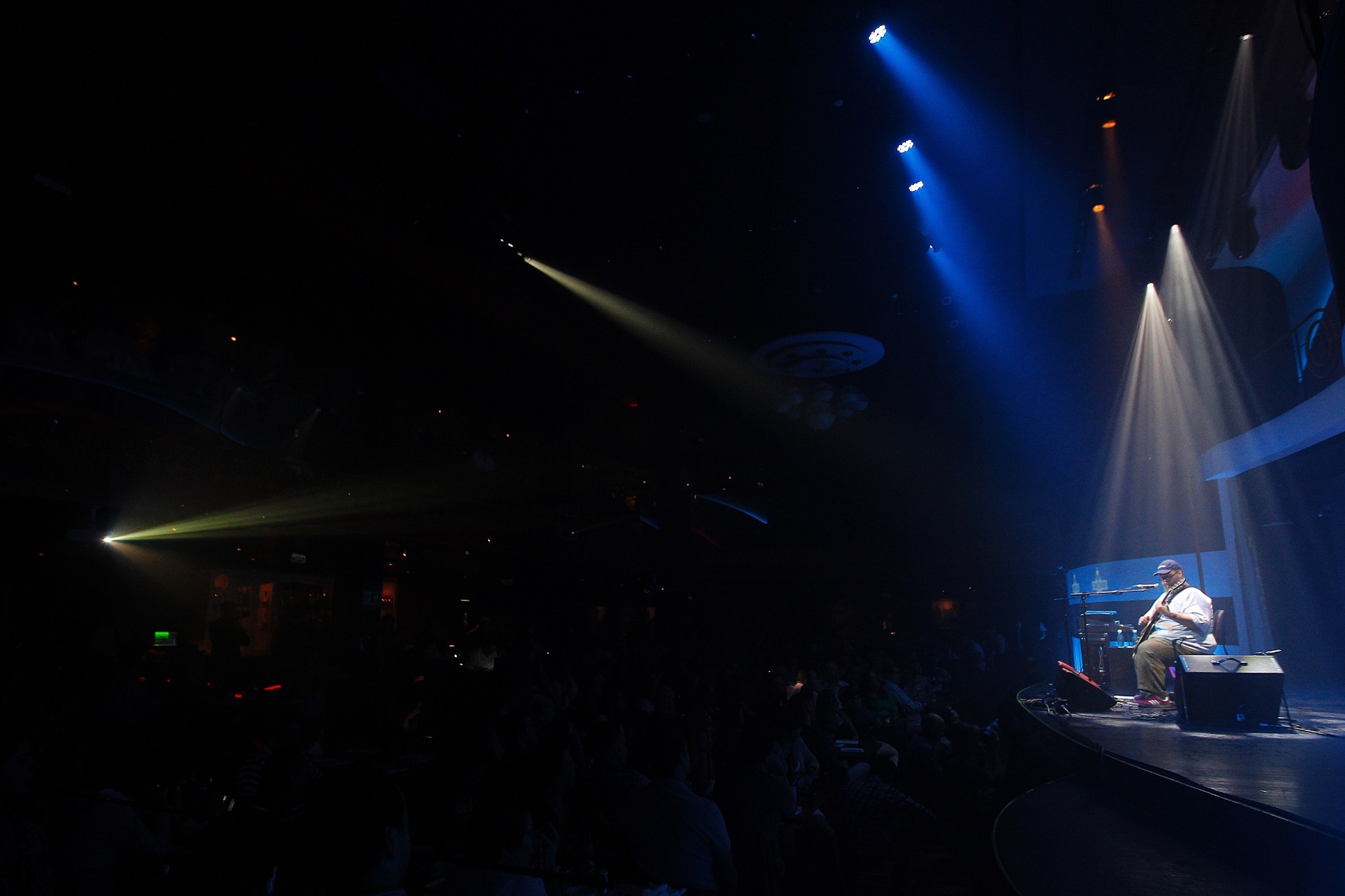 17.abr.2015 - Após declaração polêmica, o cantor Ed Motta fez show em São Paulo na casa de espetáculos Terra da Garoa - Reinaldo Canato/UOL