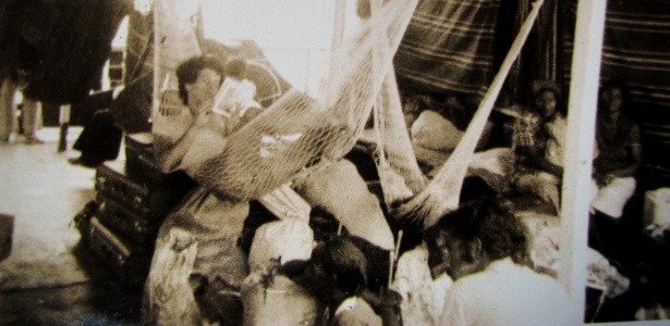 O jornalista mineiro Márcio Godinho, então estudante universitário, no lendário barco a vapor Benjamim Guimarães durante mochilão em 1976 - Arquivo pessoal - Arquivo pessoal