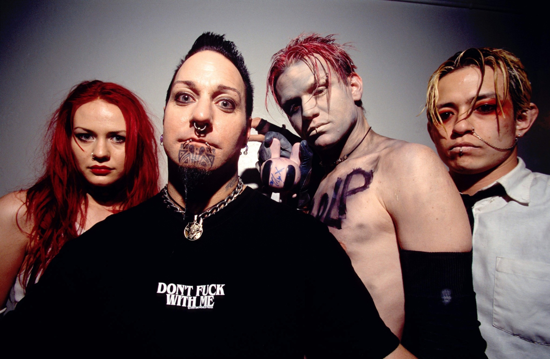 COAL CHAMBER - SÁBADO (25), ÀS 14h20 - Banda de new metal de Los Angeles, Califórnia, foi formada em 1994 - Divulgação