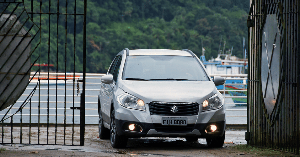 Suzuki SX4 S-Cross GLX - Murilo Góes/UOL