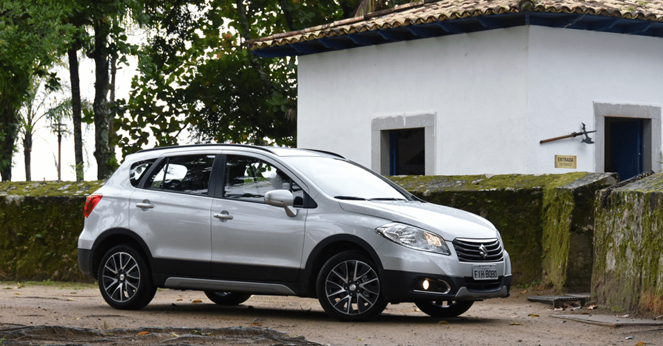 Suzuki SX4 S-Cross GLX - Murilo Góes/UOL