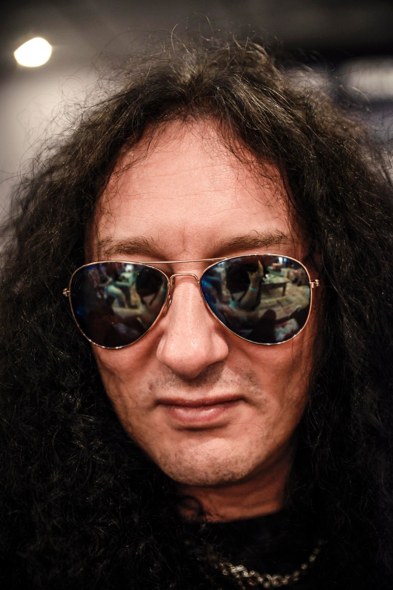 25.abr.2015 - O guitarrista Alexander Beyrodt após conceder entrevista ao UOL na Arena Anhembi após show no Monsters of Rock, em São Paulo - Rafael Roncato/UOL