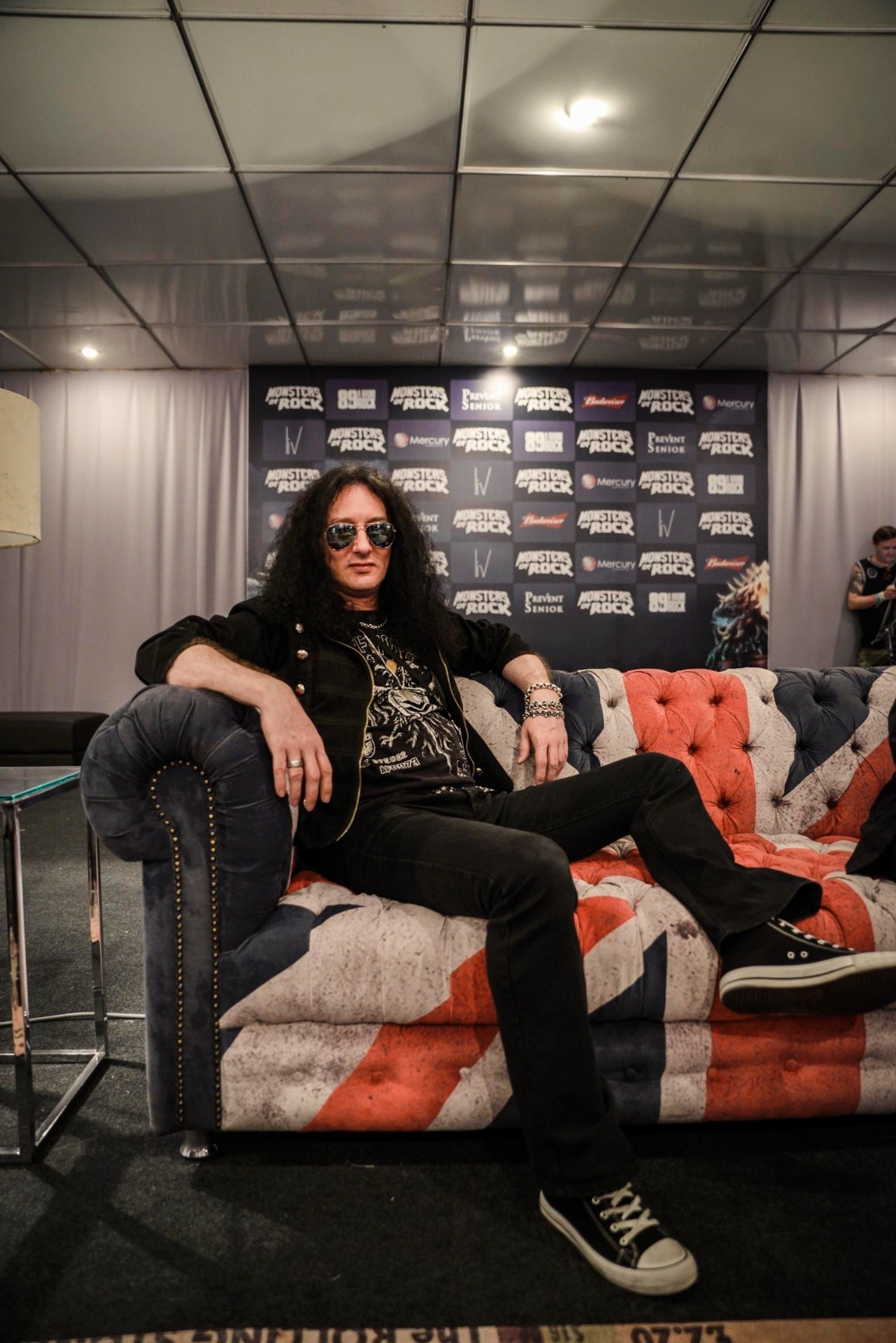 25.abr.2015 - O guitarrista Alexander Beyrodt após conceder entrevista ao UOL na Arena Anhembi após show no Monsters of Rock, em São Paulo - Rafael Roncato/UOL