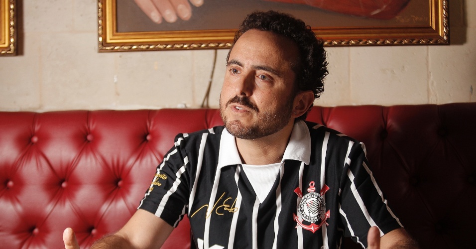 Isaac Azar comemora 43 anos de idade e 6 meses da inauguração de seu  restaurante no Rio
